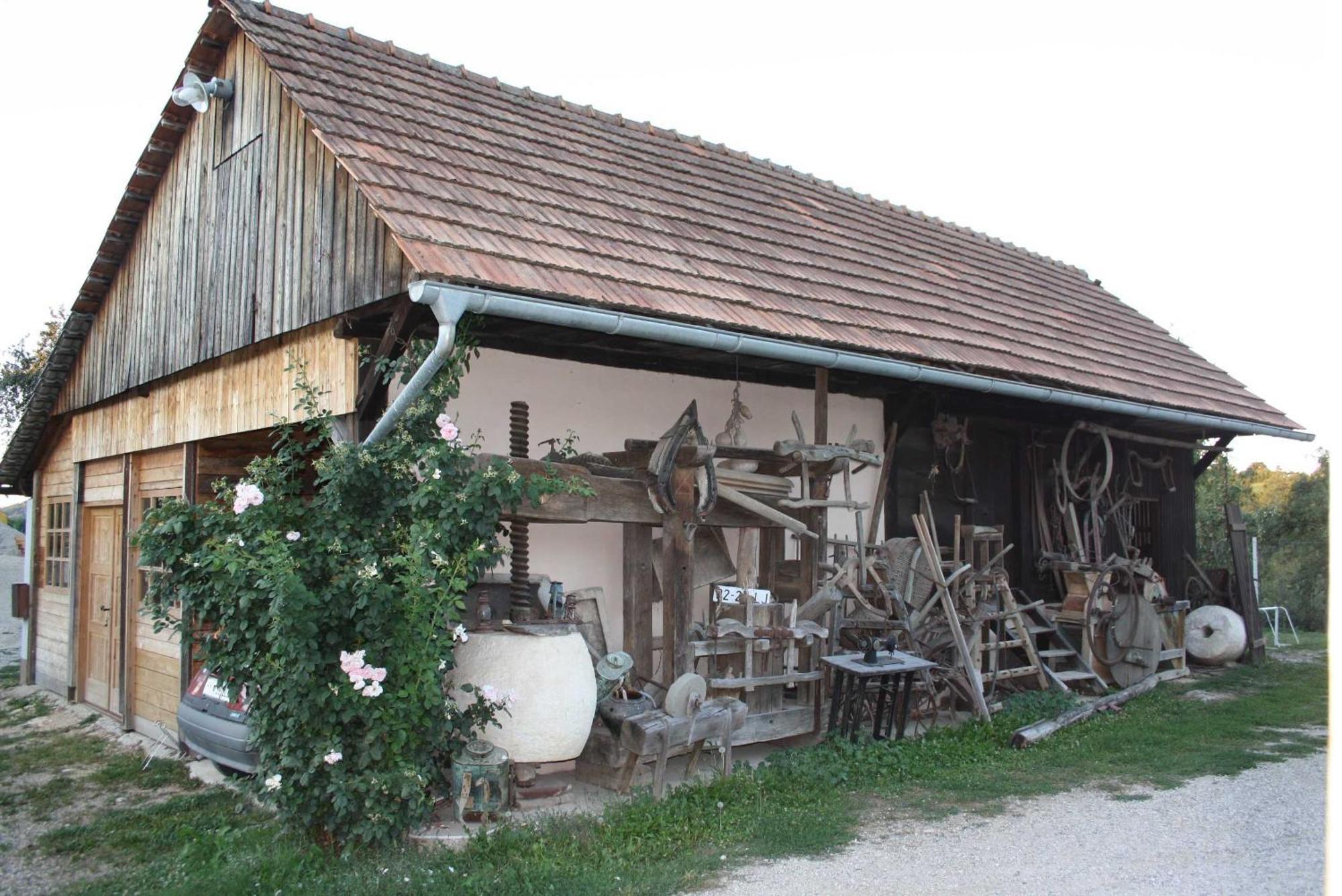 Villa Tourist Farm Pri Martinovih Krška Vas Exterior foto